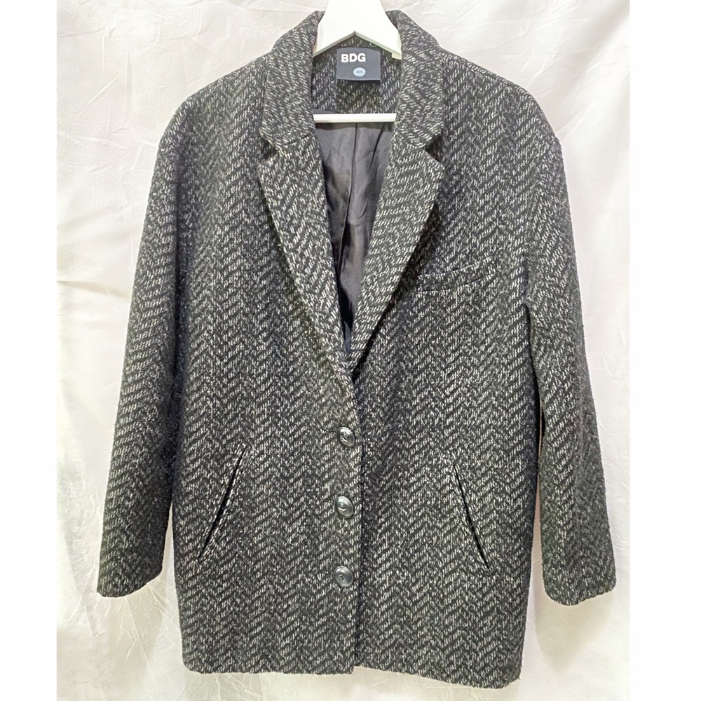 BDG Boyfriend Herringbone Coats Size S/P EUC